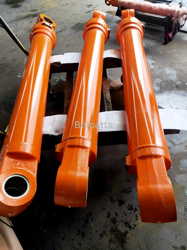 Silinder Hidrolik Excavator Belparts ZX450-3 ZX650-3 ZX850-3 Boom Arm Bucket Cylinder Assy 4637754 Untuk Hitachi