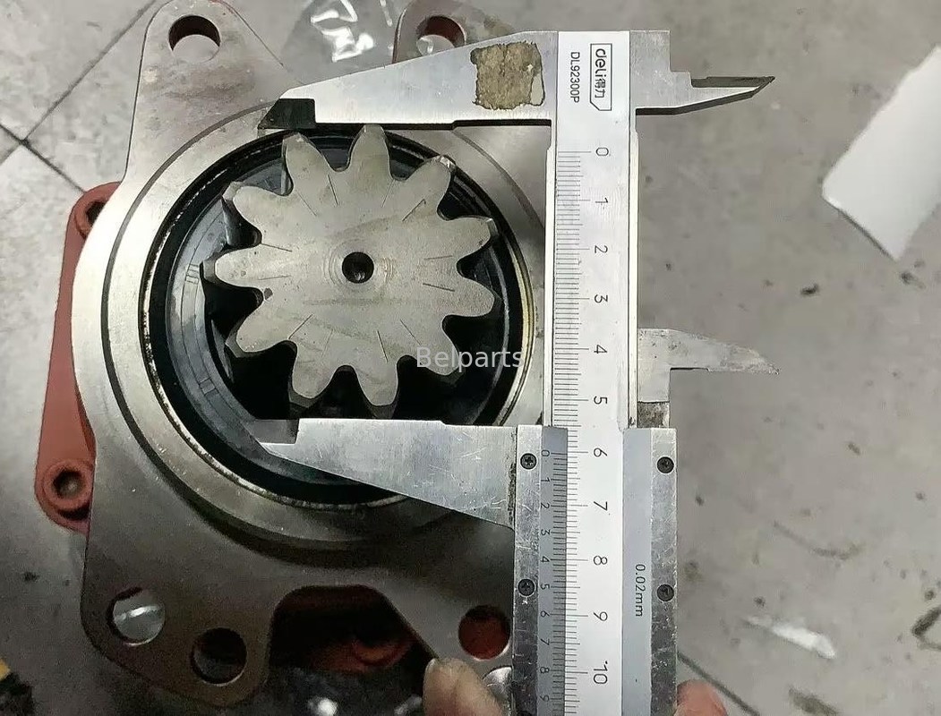 PCR-1B-05A-P-9297B Nachi Swing Motor Untuk XCMG XE15 JCB 19C-1 CASE CX17 KOBELCO SK17SR Excavator Part Perangkat Motor Putar Hidrolik