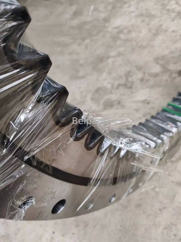 Bantalan Slewing DX300 untuk Suku Cadang Excavator Doosan 109-00181A Slew Ring Swing Circle OEM