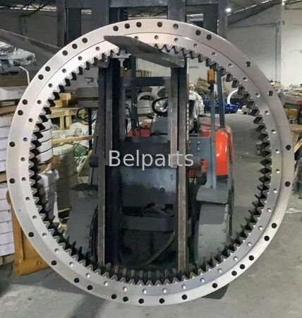 R450-3 Slewing Bearing untuk Hyundai Excavator Spare Parts 208-25-61100 Slew Ring Swing Circle