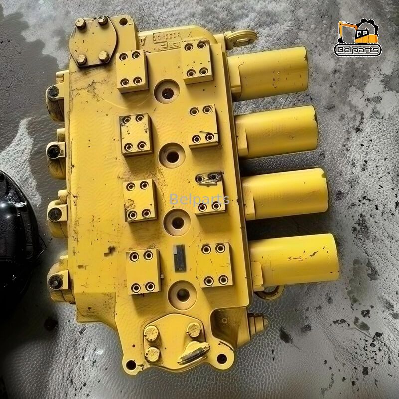 Valve Kontrol Hidraulik Utama Untuk PC3000-6 Komatsu Bagian Excavator 90774240 65516840 65516740 97799240 97799340 Asli Distributor Lampiran