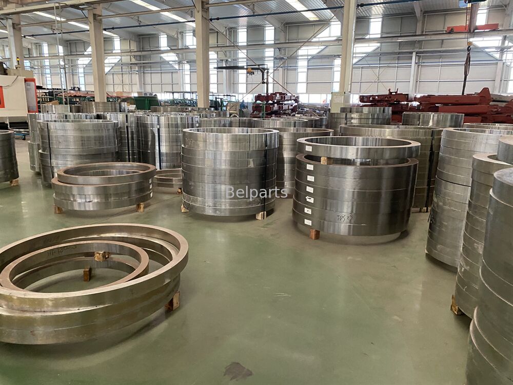 JZ140 JZ140LC Slewing Bearing untuk JCB Excavator Spare Parts 332/K8067 Swing Circle Slew Ring