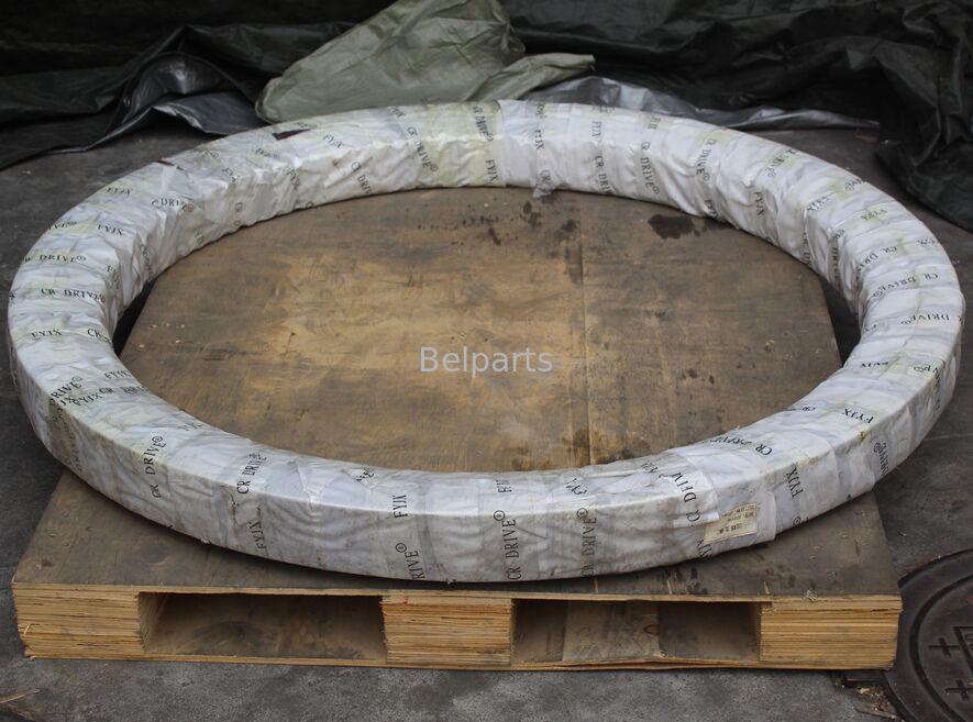 PC130-7 Slewing Bearing untuk Komatsu Excavator Spare Parts 203-25-62100 Swing Circle Slew Ring Pasar Belakang