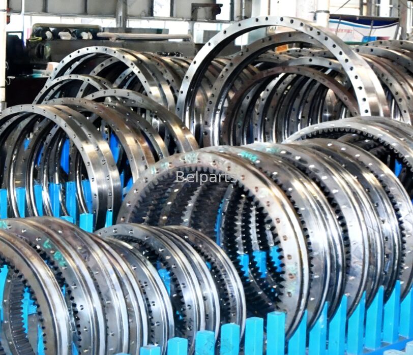 EC140C Swing Bearing untuk Volvo Excavator Spare Parts 1055-01461 Swing Circle Slew Ring Pasar Belakang