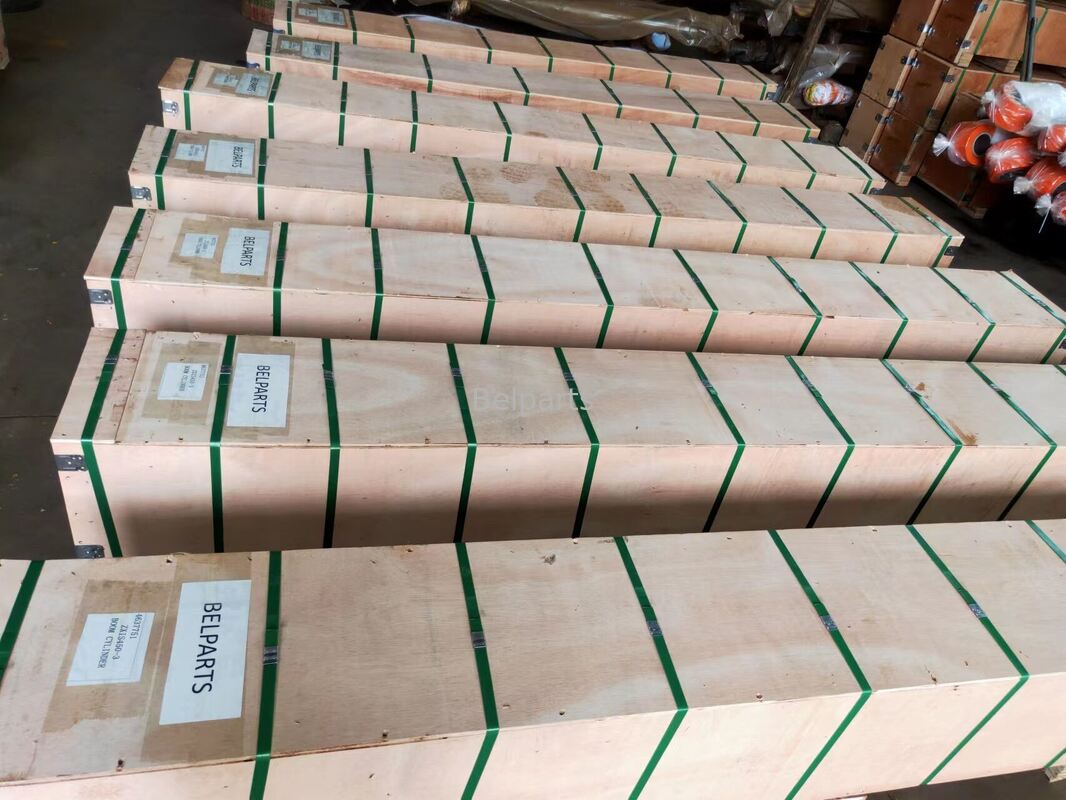 Silinder Bucket Hidrolik ZX120 ZX120-1 untuk Suku Cadang Excavator Hitachi 9183014 Kualitas Tinggi Aftermarket