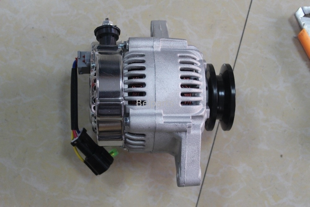 Mesin Suku Cadang Excavator 119626-77210 Alternator 4TNV94 Generator R60-7 R55-7