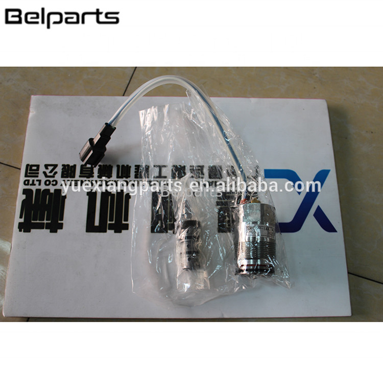 Suku Cadang Excavator Belparts EX450-5 K3V180 4368974 KDRDE5K-10 40C50-T Regulator Solenoid Valve