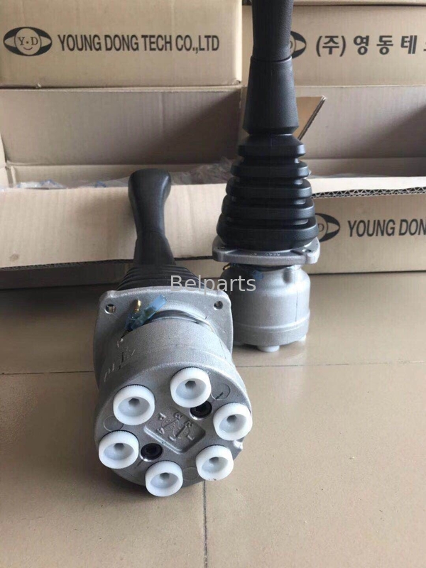 Belparts Excavator Konstruksi Suku Cadang Batang Kontrol SK07N2 Pilot Valve Asli Joystick Handle Assy